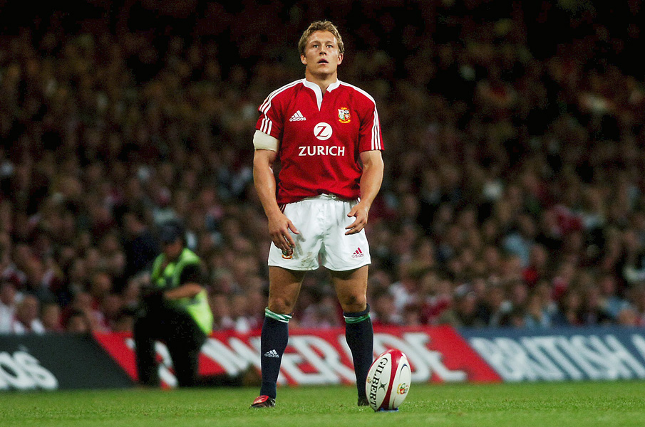 Jonny Wilkinson prepares to kick for the British and Irish Lions, 2005